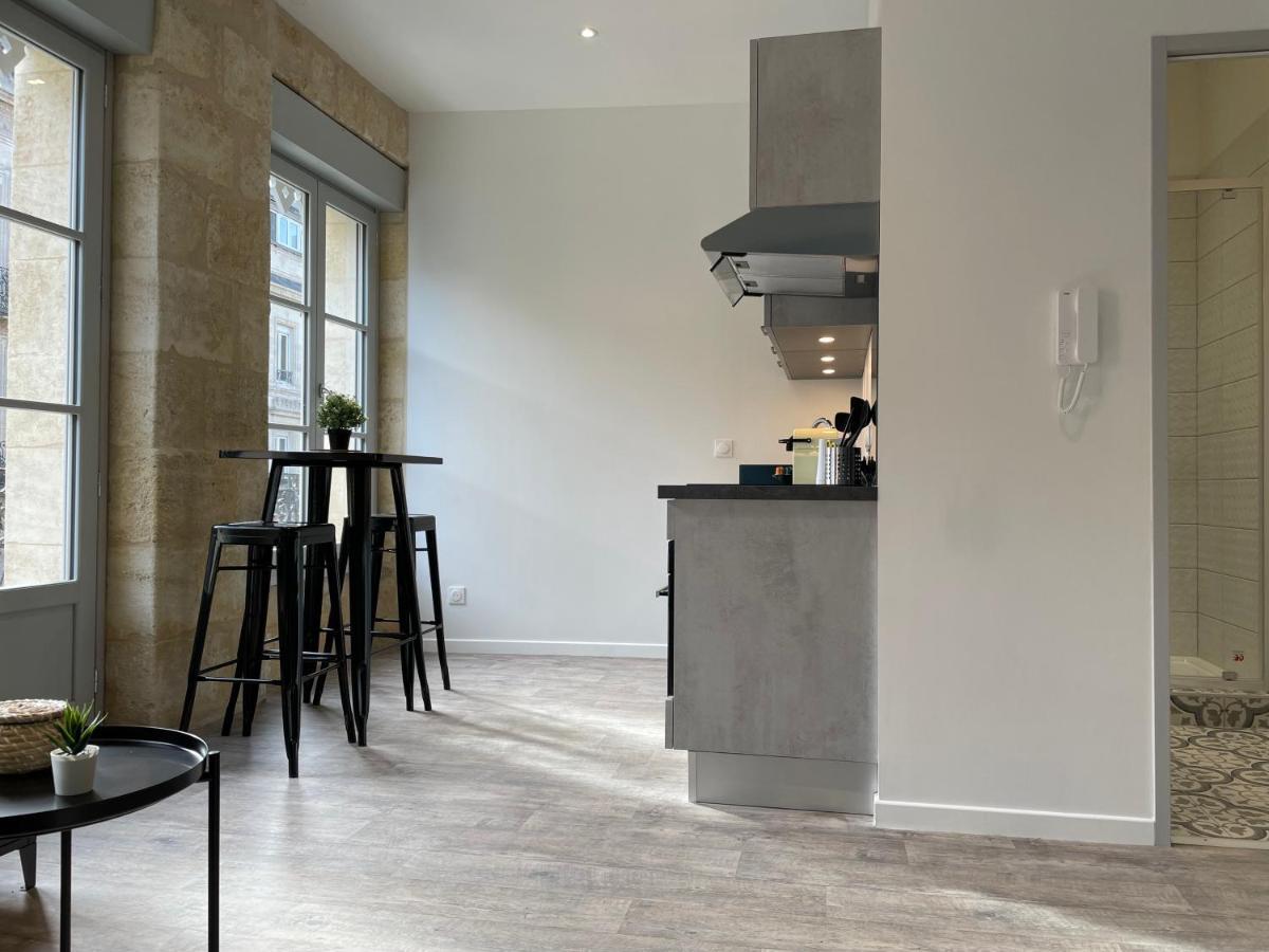 Magnifique Appartement Pour 2 Avec Climatisation Et Belle Pierre Bordelaise Bordeaux Buitenkant foto