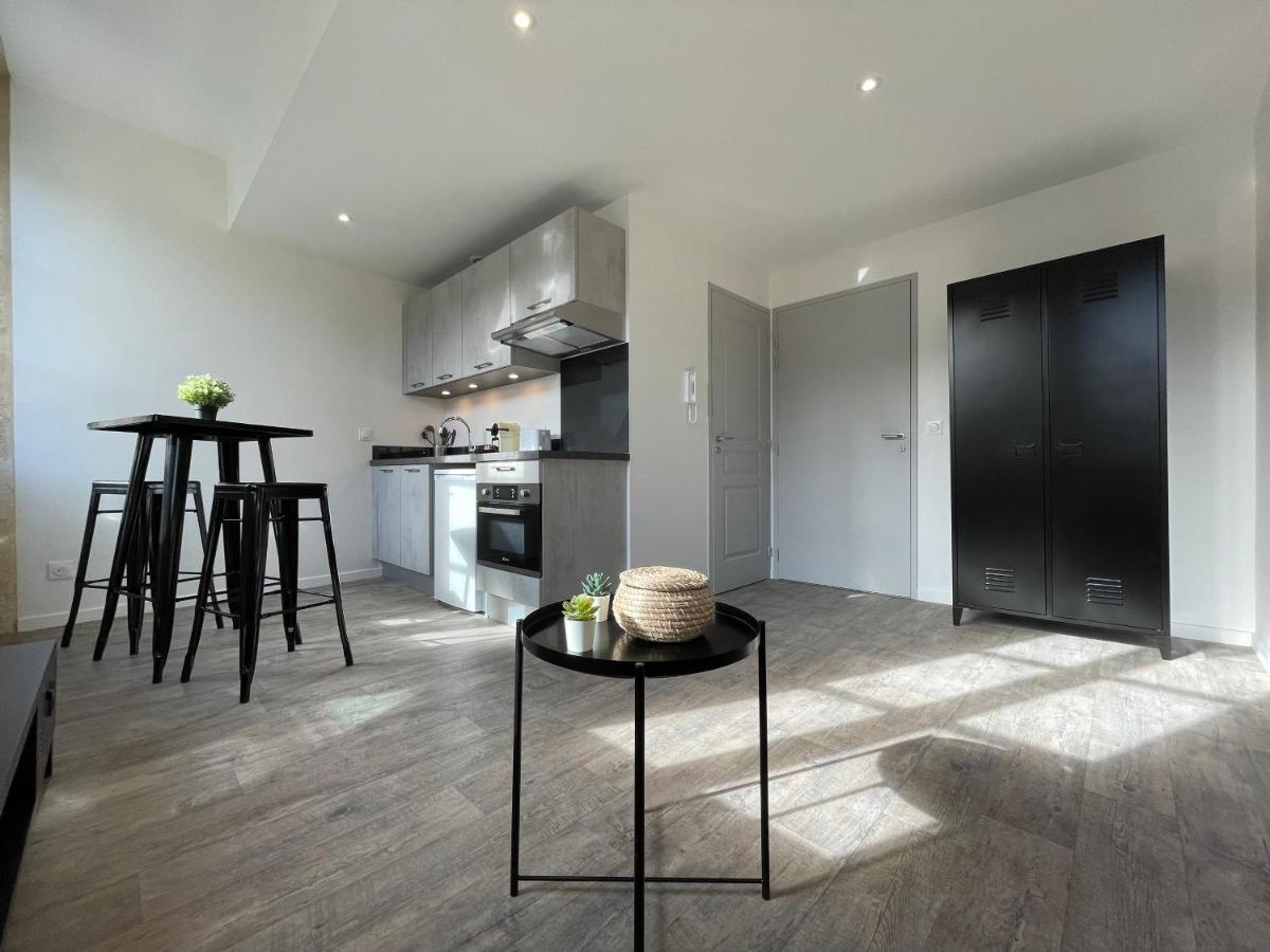 Magnifique Appartement Pour 2 Avec Climatisation Et Belle Pierre Bordelaise Bordeaux Buitenkant foto
